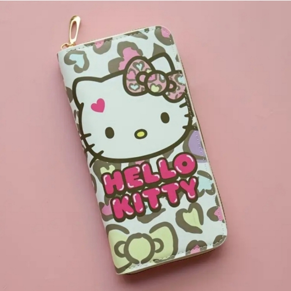 Hello Kitty Sanrio Wallet Super Cute